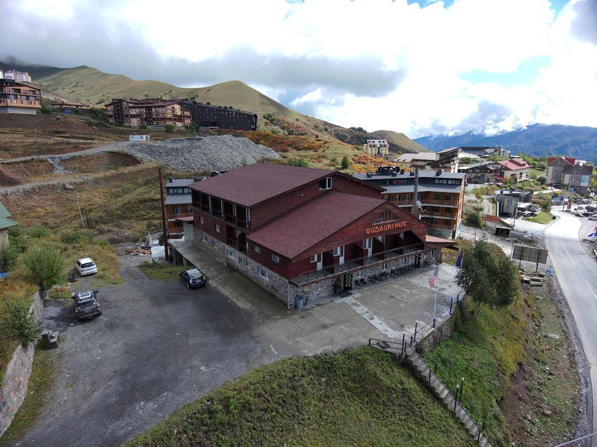 Gudauri Hut Hotel Exterior foto